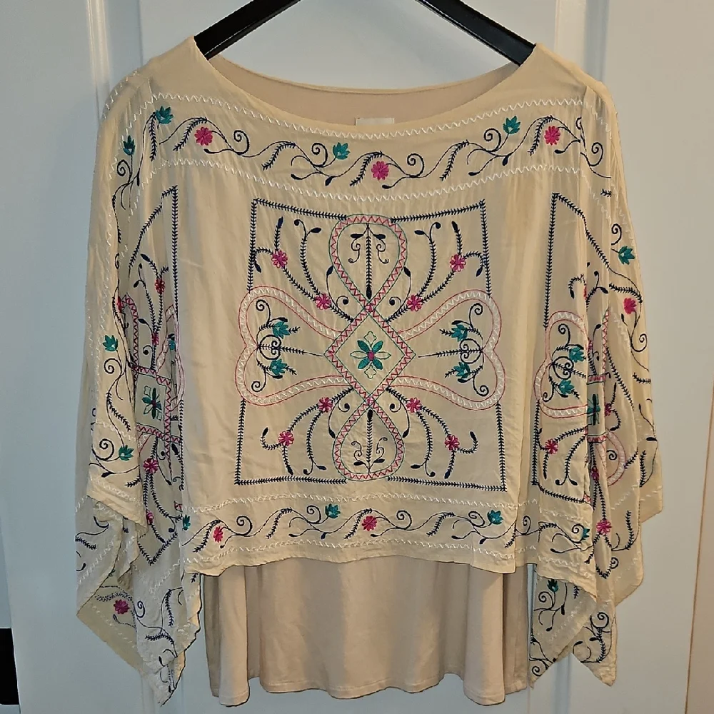 Chico’s Embroidered Tan Tiered Caftan Blouse, M/L, Boho, Floral, Festival - Picture 2 of 10